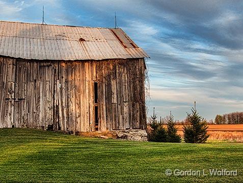 Old Barn At Sunset_00217.jpg - Photographed near Kilmarnock, Ontario, Canada.